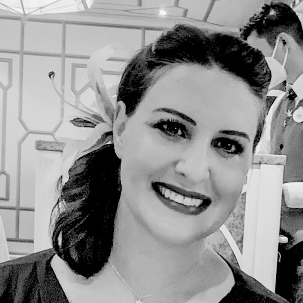 Meet your Posher, Raina